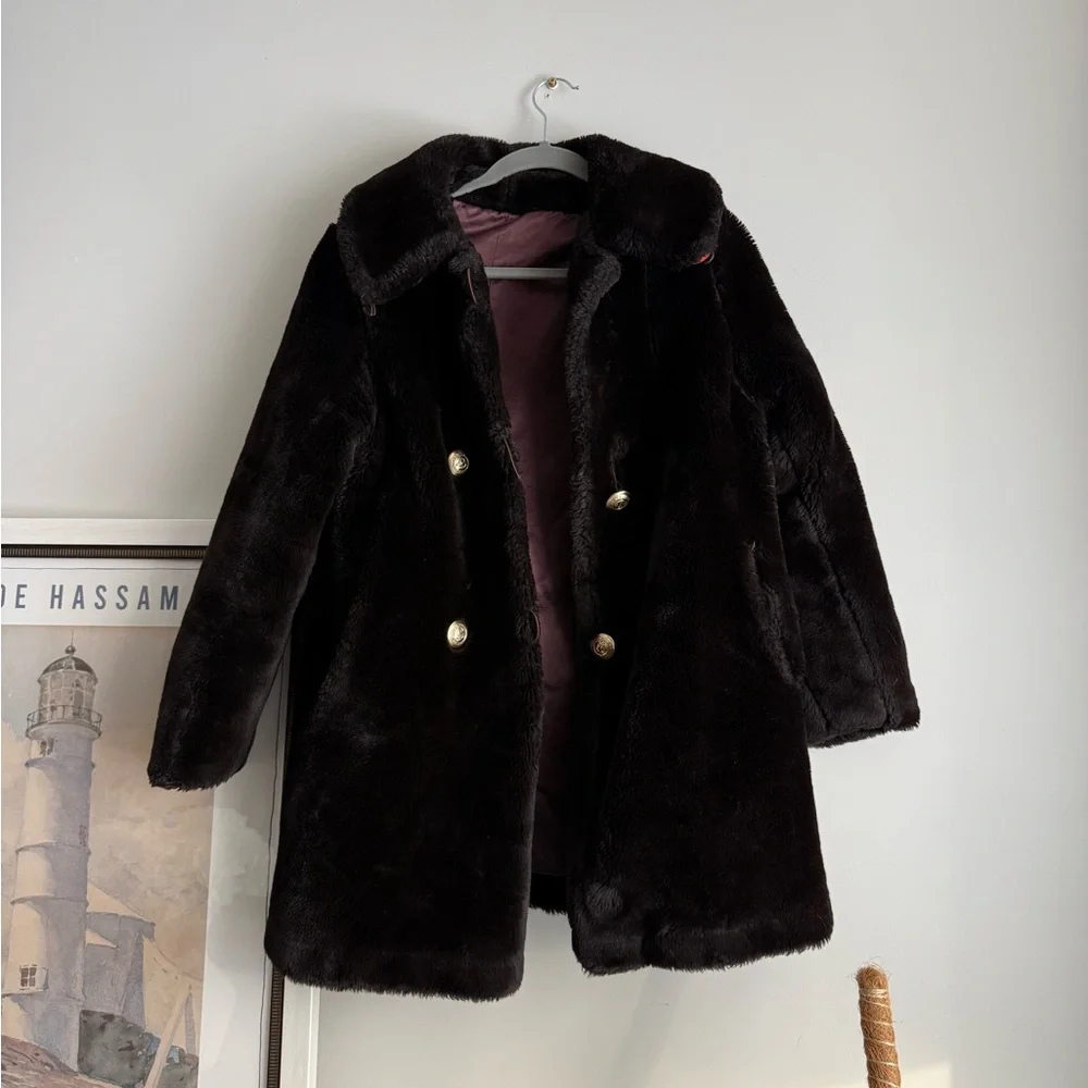 Women’s Faux Fur Coat - Picture 1 of 2